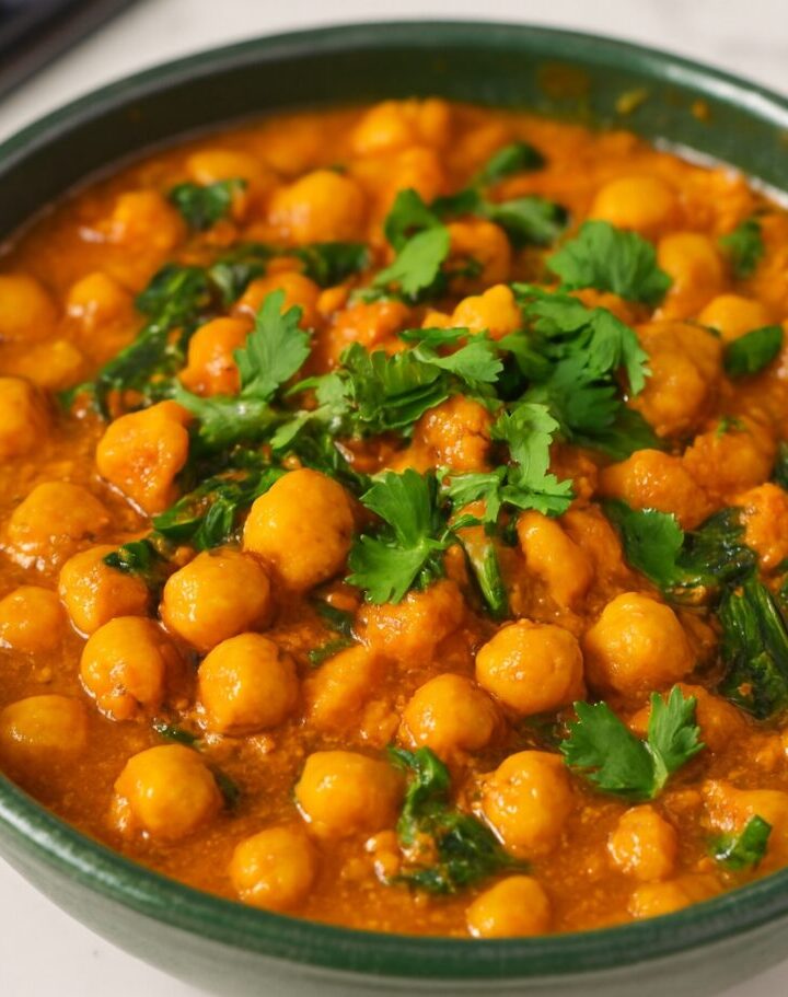 Chickpea and Spinach Curry Post cover