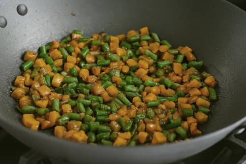 Quinoa and Veggie Bowl Recipe Step 3