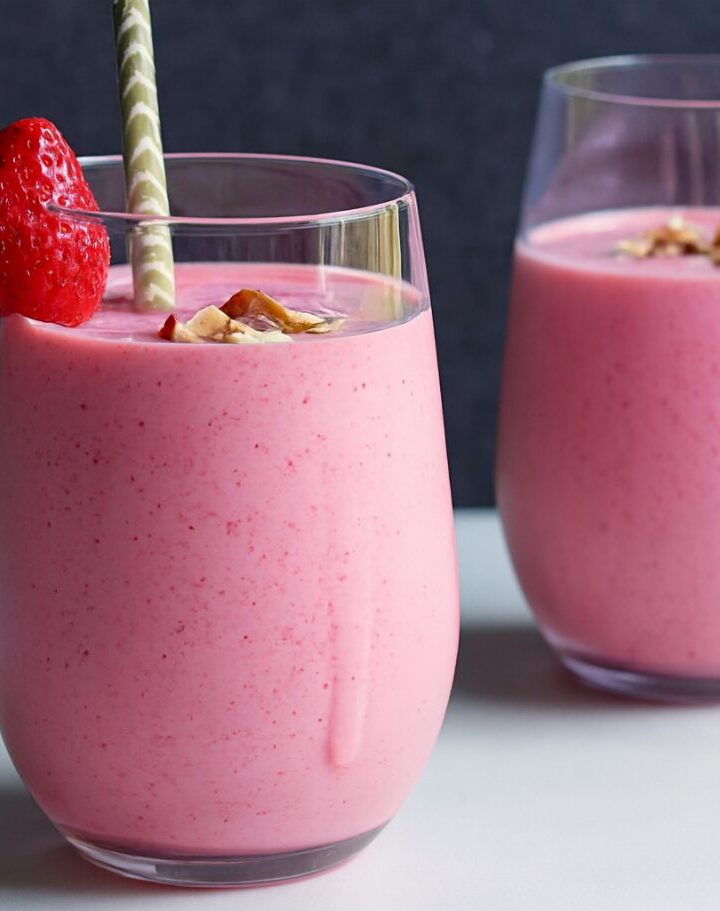 Strawberry Banana Smoothie with Almond Milk Recipe Post cover