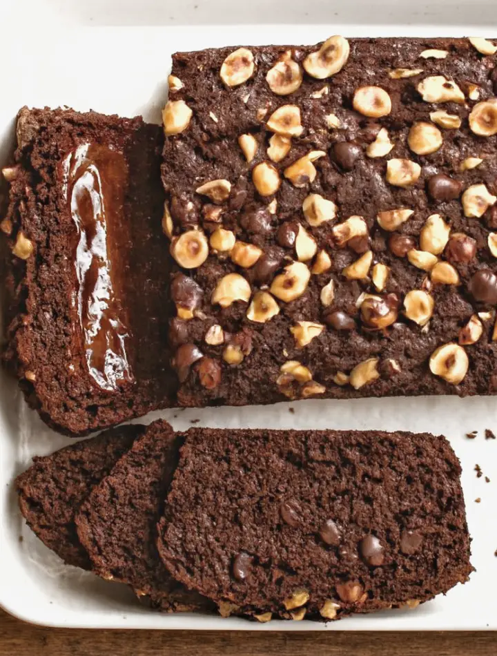 Cooling baked chocolate-hazelnut banana bread in pan